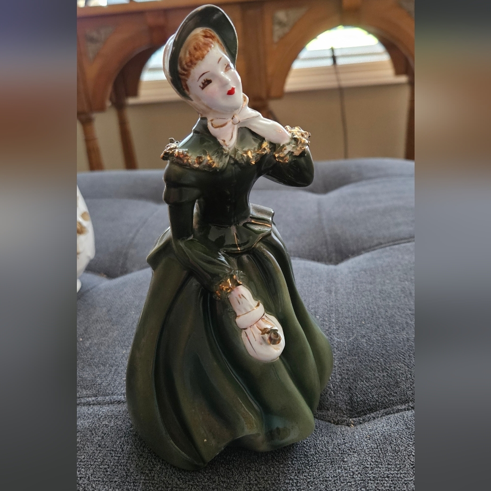 NAPCO CERAMIC LADY Statue PLANTER - A1744 c - Vintage
